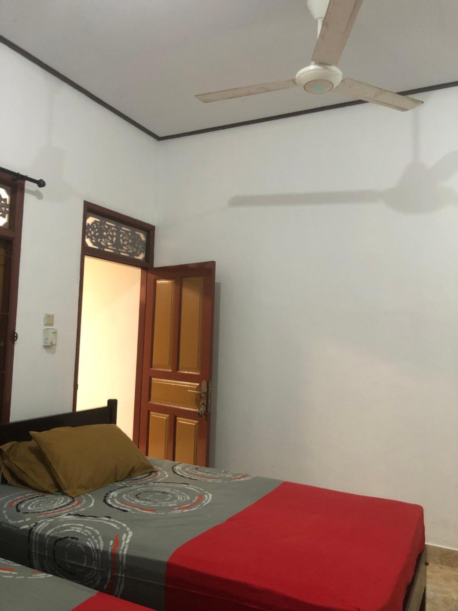 Pili Pili Homestay 6 레기안 외부 사진