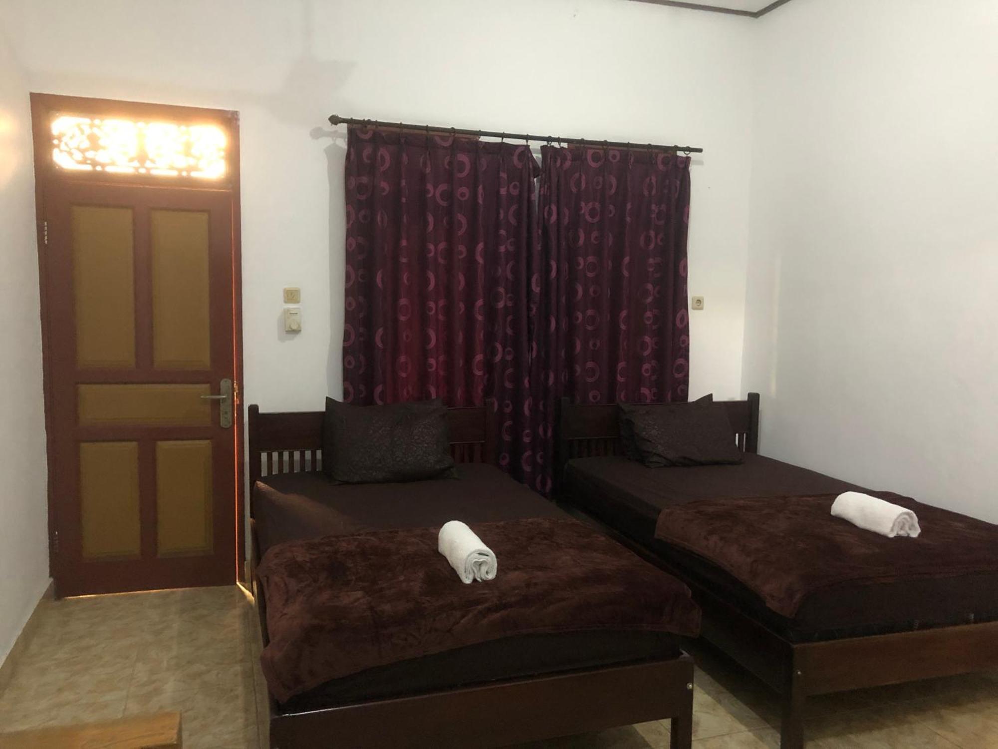 Pili Pili Homestay 6 레기안 외부 사진